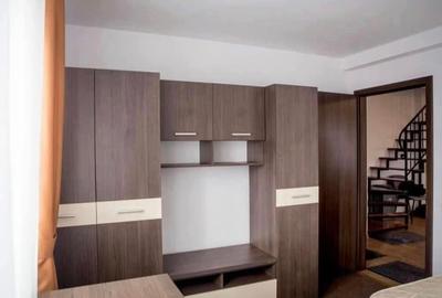 Apartament spațios cu 4 camere , strada Păcii, la 10 minute de UMFST - 4