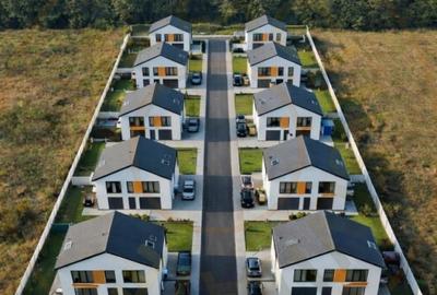 Teren intravilan 6975 mp front stradal 47.70 m in Mosoaia Arges si padure bonus - 14