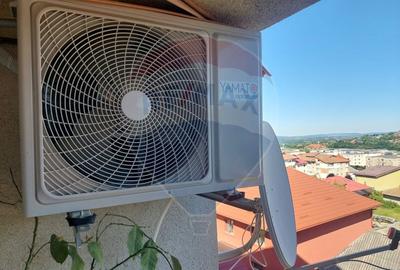 Apartament cu 4 camere decomandat de vânzare în Moinesti - 10