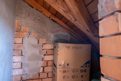 Saftica - vanzare vilă 5 camere complet mobilata, curte+gradina, DN1 - 38