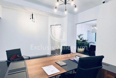 Birou, 120 mp în P-ța Romană