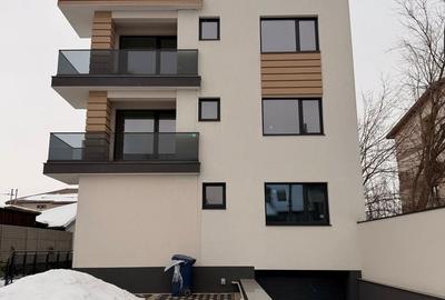 Apartament cu 2 camere decomandat în 1 Mai