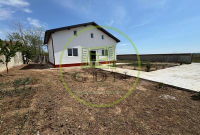 Casă S+P+M, 1062 mp teren, 170 mp utili, Ghercești, zona DEx - 3