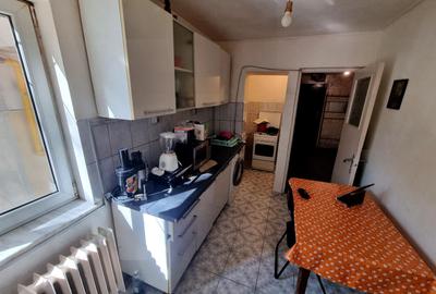Piata ciresica-apartament 4 camere decomandat - 7
