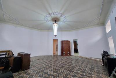 Spatiu comercial, zona centrala - 3