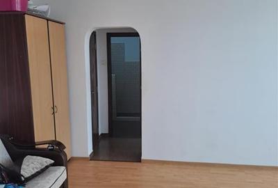 De inchiriat, Ap 2 camere, Etaj 3, Hristo Botev - 3