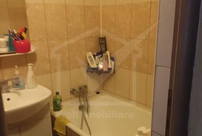 Apartament cu 2 camere de vanzare, ideal investite - 4
