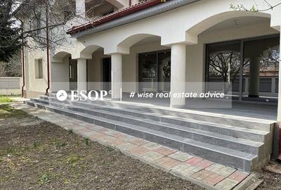 Casă individuală cu 7 camere în Bucureștii Noi