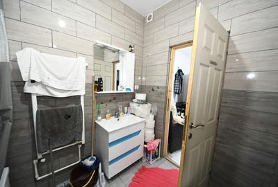 De vanzare casa cu 3 apartamente + anexa 75 mp, Comision 0% - 15