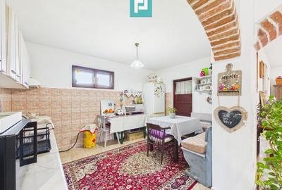 Casă cu 6 camere pe teren de 2029 mp – Miniș - 10