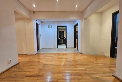 Apartament 4 camere de vânzare – Zonă Inel 1, Constanța - 1