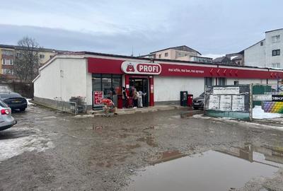 Spațiu comercial, 461 mp în Sascut