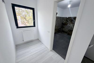 Casa P+1+M. 7 camere. Pozitie stradala - 14