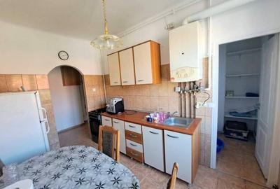 Apartament 2 camere, mobilat complet, in zona centrala pe strada Horea - 6