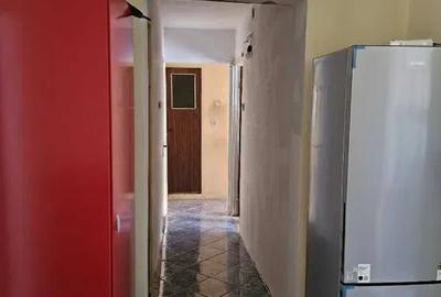 Apartament cu 3 camere decomandat, mobilat în Apărătorii Patriei