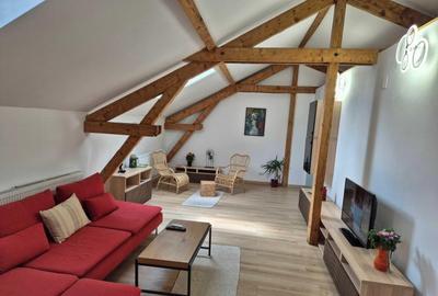 Apartament cu 2 camere semidecomandat, mobilat în Calea Călărașilor