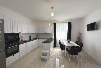 Casă modernă elegantă, curte generoasă de 700 mp în zona Episcopiei - 9