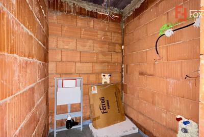 Duplex cu 3 camere si 2 bai pe parter, zona Albina - 9