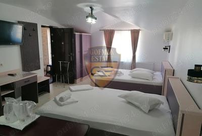 Vila / Pensiune Faleza Nord Delfinariu, 8 camere, 8 bai, bucatarie, curte, gaze - 4