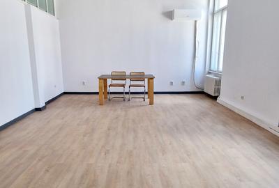 Spatiu Birou de Inchiriat  Metrou Universitate 35 MP Acces si Paza 24/7 - 2