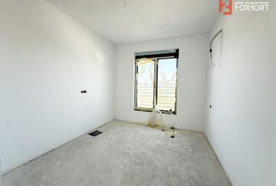 Duplex 4 camere situat la drum asfaltat, in Sacalaz - 7