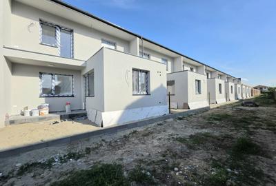 Apartament cu 3 camere si curte, predat la cheie, disponibil la doar 79.000 EUR - 9