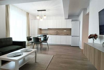 Apartament cu 2 camere, mobilat în Central