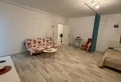 Garsonieră decomandată, mobilată în Vitan