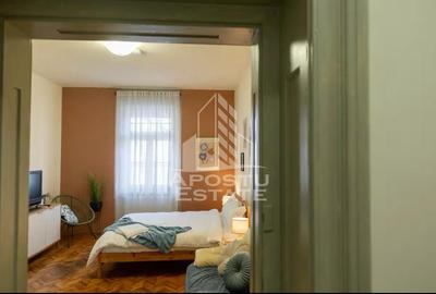 Apartament cu farmec istoric, Piața Victoriei, 63 mp utili , lift - 8