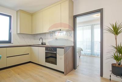 Apartament cu 2 camere semidecomandat, mobilat în Răcădău