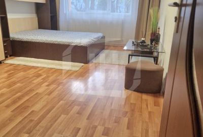 Apartament cu 2 camere decomandat, mobilat în Între Lacuri