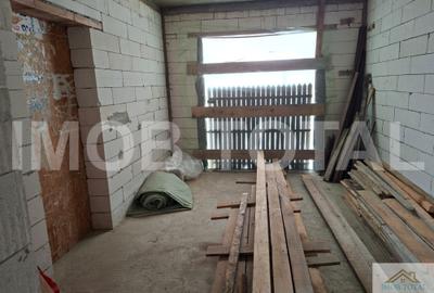Casa P+1, la rosu, Bradu , 7 km de pitesti - 3