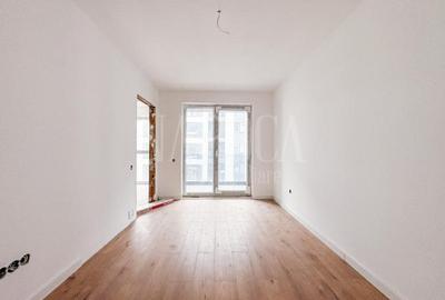 Apartament cu 2 camere semidecomandat în Sopor