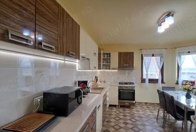 Casă de vânzare D+P+M în Alba Iulia, CETATE Schit cu 2 Garaje si 550 mp. Teren - 3