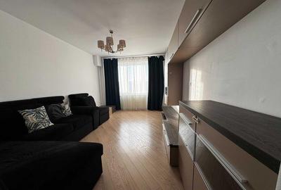 Apartament cu 4 camere semidecomandat în Colentina