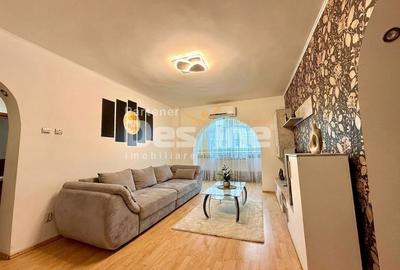 Apartament 3 camere semidecomandat, etaj intermediar - 1