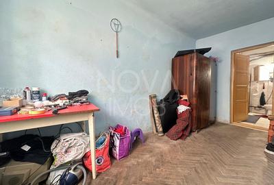 Apartament 2 camere + teren + garaj, Str. 9 Mai - 6