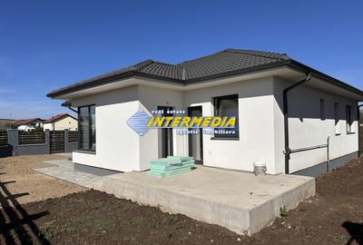 Casa frumoasa pe un nivel finisata lAlba Iulia cu 435 mp Teren oate utilitatiile - 10