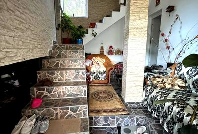Casa 4 camere, anexe, recent renovata, foisor, teren 781mp, Izvoru, DB - 8