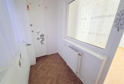 Apartament 2 camere decomandat zona Narcisa - 6