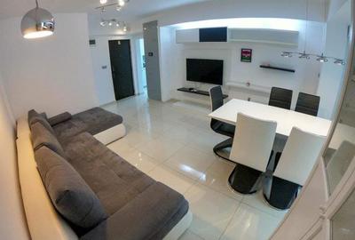 Apartament cu 2 camere nedecomandat, mobilat în Central