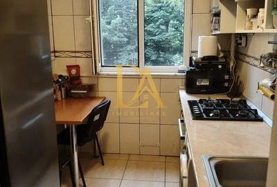 Apartament 3 camere Valea Călugărească 63 mp Etaj 3/10 - 6