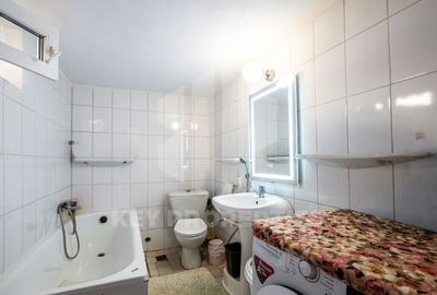 Casa parter,  situata pe colt, teren 300 mp, acces dublu - 11