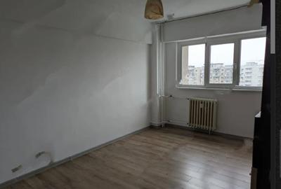 Apartament 2 Cam, Dristor, Metrou, Balcon, Decomandat, Bloc Reabilitat, et. 8/10 - 2