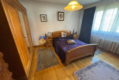Vila + teren de vânzare cu priveliște panoramică – vis a vis de statuia Ursulet - 7