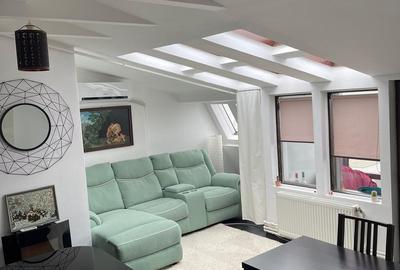 Apartament cu 2 camere semidecomandat, mobilat în Central