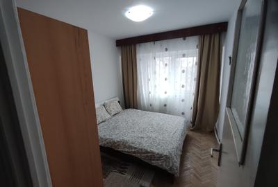 Apartament 3 camere decomandat - Tomis Nord - 500 euro/luna (Cod E2+E7) - 3