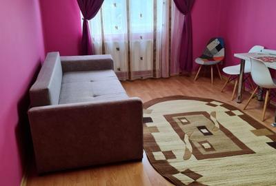 Apartament cu 2 camere decomandat, mobilat în Metalurgie