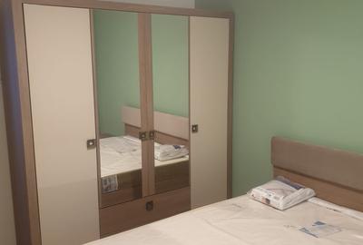 Apartament cu 3 camere semidecomandat, mobilat în Brâncoveanu