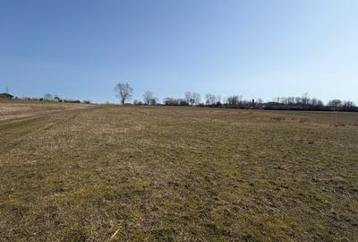 Teren extravilan 4.400 mp in Sibiu - deschidere 30 ml - 1